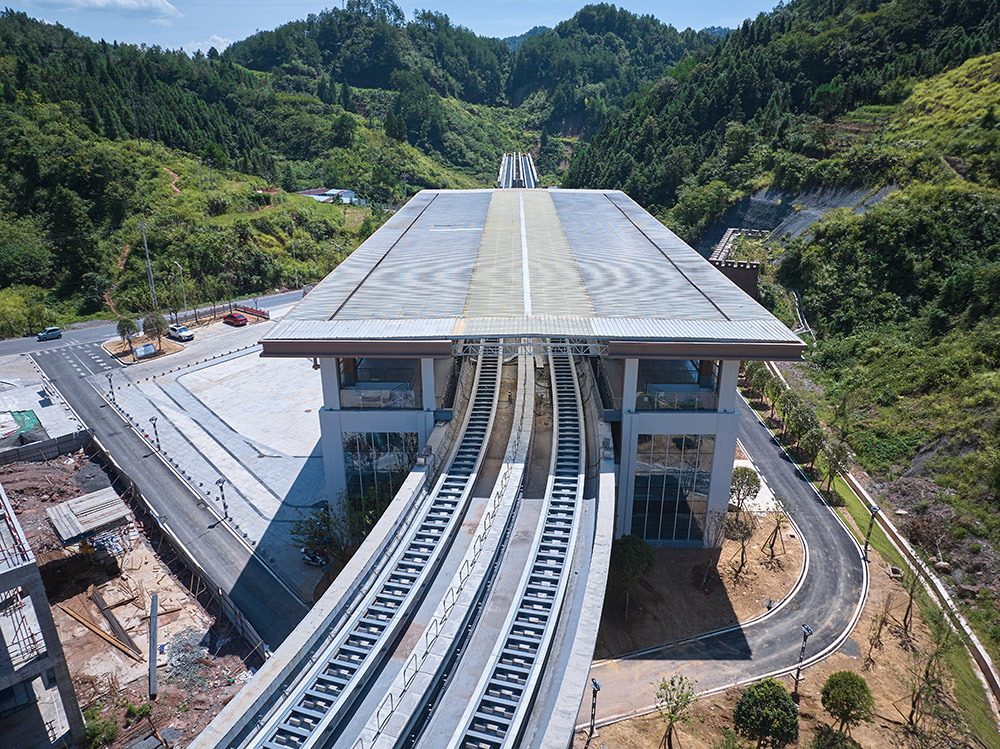 20230806139250.jpg 2.鳳凰磁浮文化旅游項目 配圖4.jpg